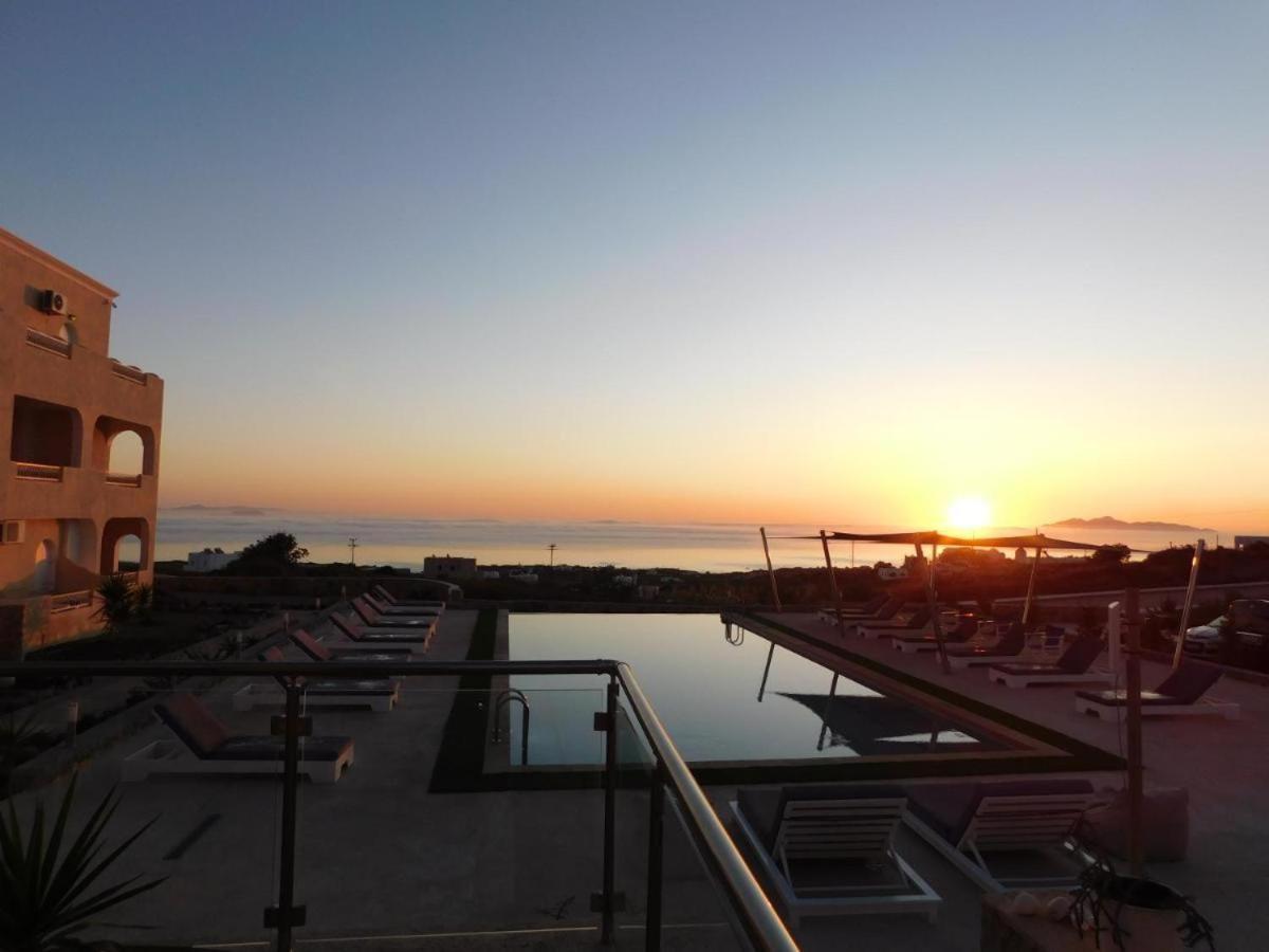 Fira Blue Horizon Hotel Екстериор снимка