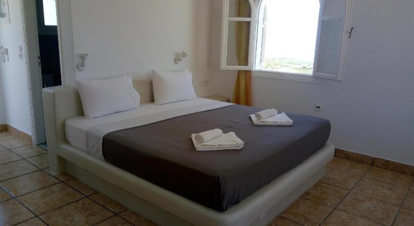 Fira Blue Horizon Hotel Екстериор снимка
